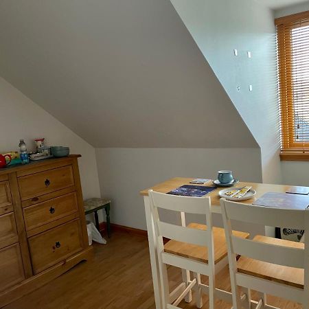 Bed and Breakfast 9 Kirk Road Cromdale Экстерьер фото